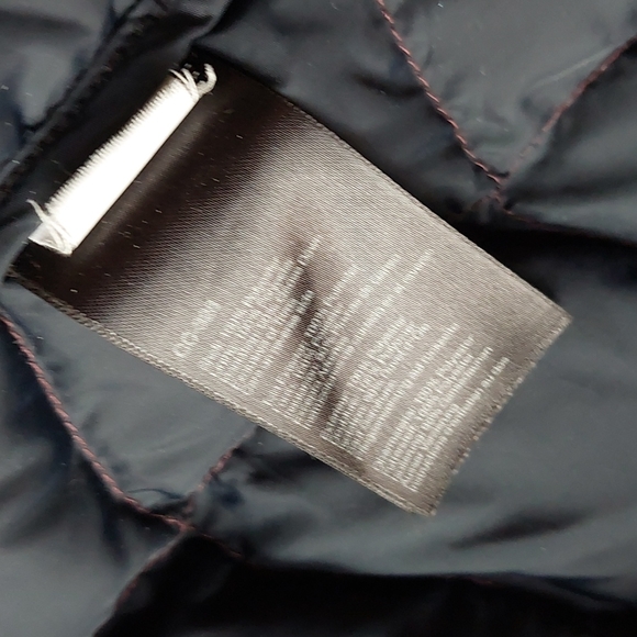 Woman's puffer jacket - Picture 11 of 14